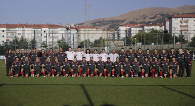 U17 Kız Millî Takımı Erzurum kampında